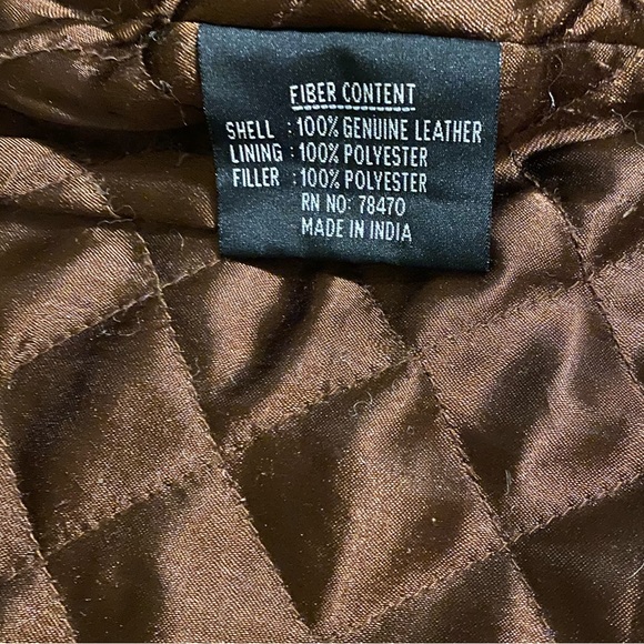 Adorable large leather jacket zippered pockets cool inside pocket for phone,etc. - Picture 9 of 10